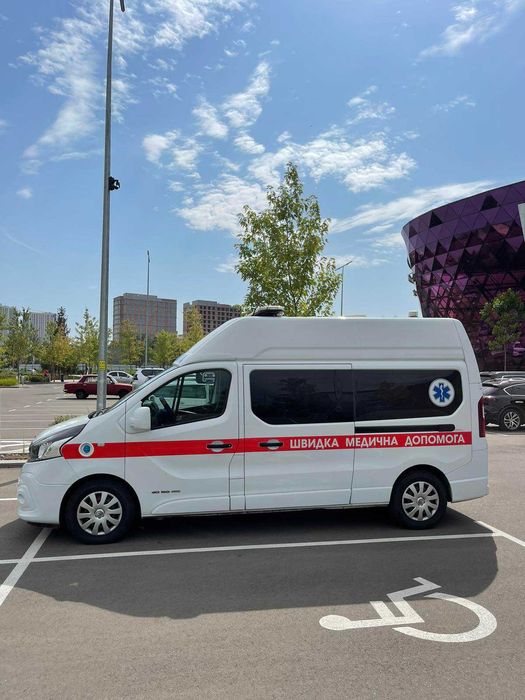 Транспортировка, перевозка лежачих больных, инвалидов, пожилых людей.