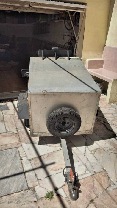 Reboque para transportar cães