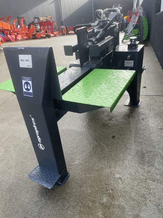 Rachador lenha 30 ton.
