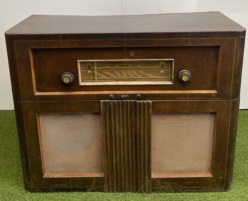 rádio gira discos de móvel vintage, para restauro