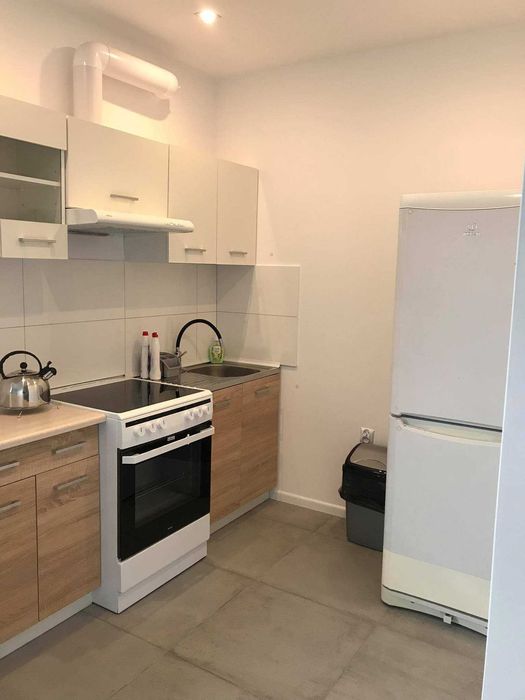 Wynajem Pokoje mieszkania kwatery dla pracowników Reda