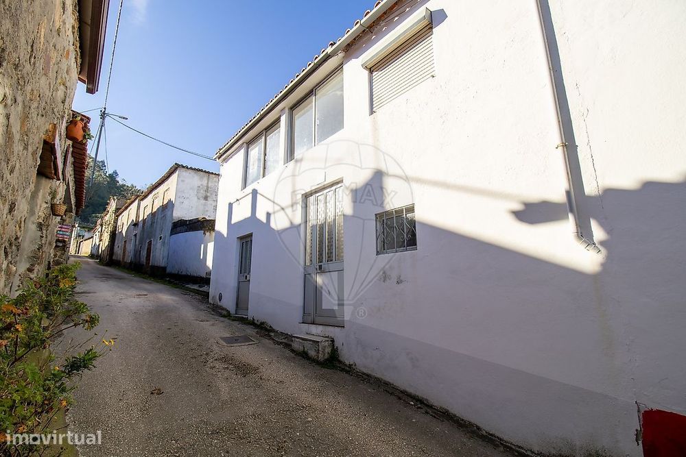 Moradia T2 para venda