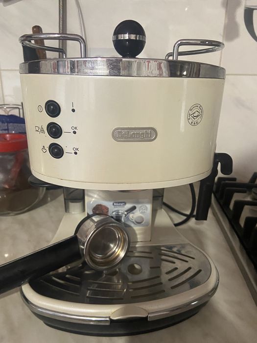 Кофемашина Delonghi