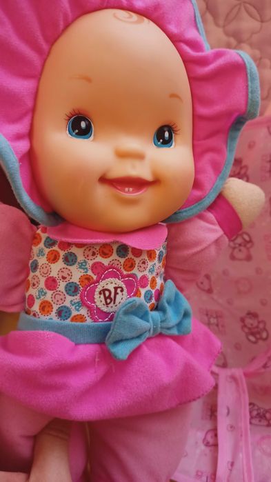 Лялька Baby's First Giggles Перший сміх
