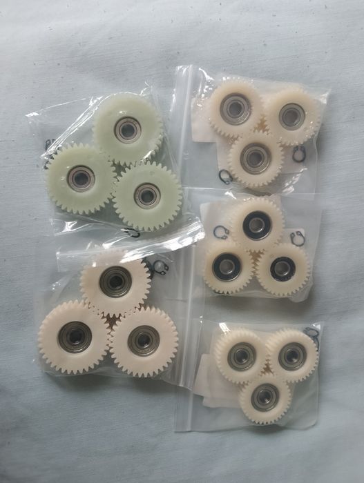 Шестерні моторколеса