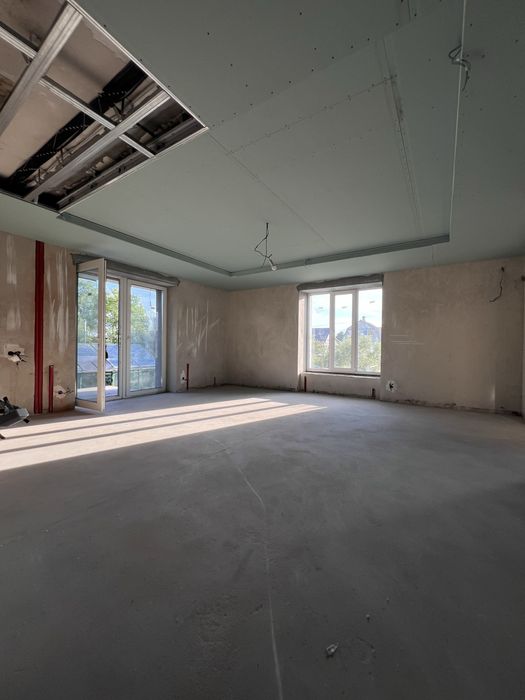 Продаж будинку. Ліс. Озеро