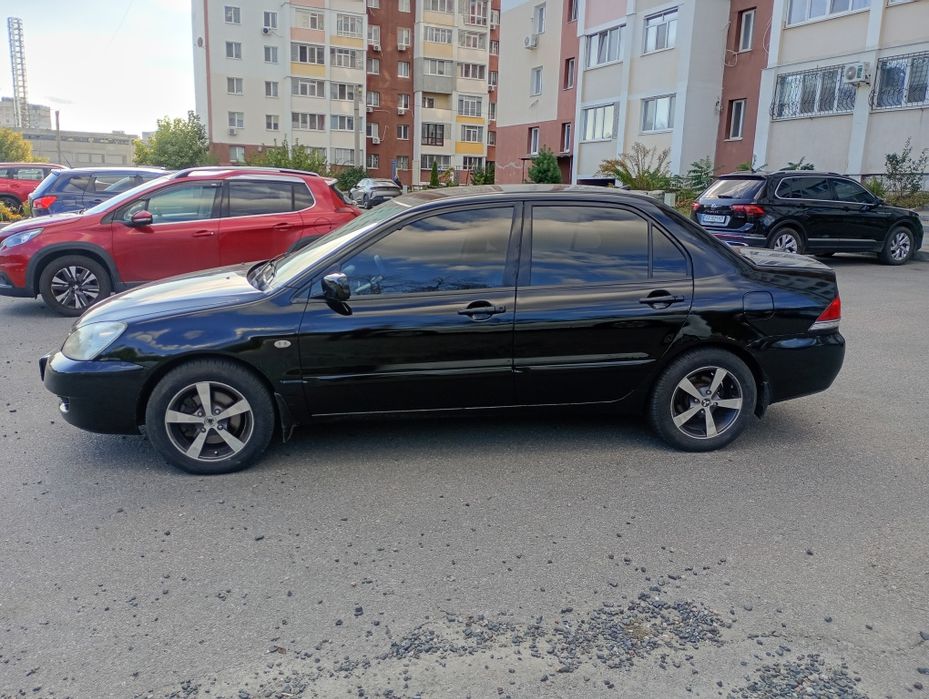 Продам  Mitsubishi lancer газ -бензин