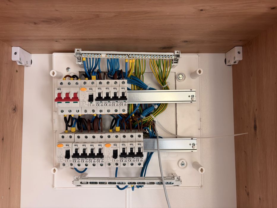 Elektryk - Elektrotechnik