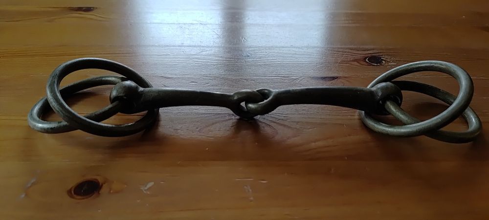 Wędzidło Końskie, Mosiądz