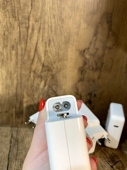 Apple USB-C 87w оригінальна зарядка Macbook блок живлення A1718
