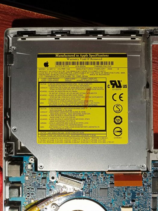 Оптичний привід для MacBook Pro 15