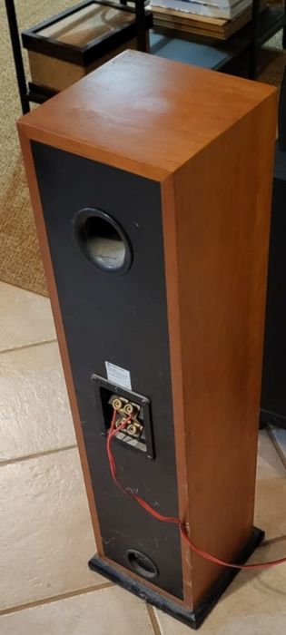 Colunas Monitor Áudio Silver 5i