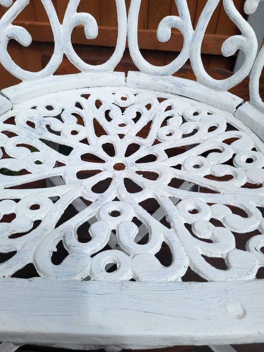 Wyjątkowy zestaw aluminiowych mebli ogrodowych. Styl francuski dworek