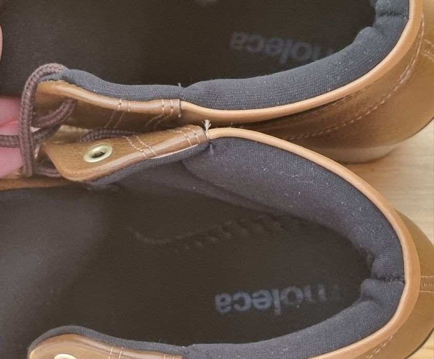 Botins castanhos  camel da  Moleca