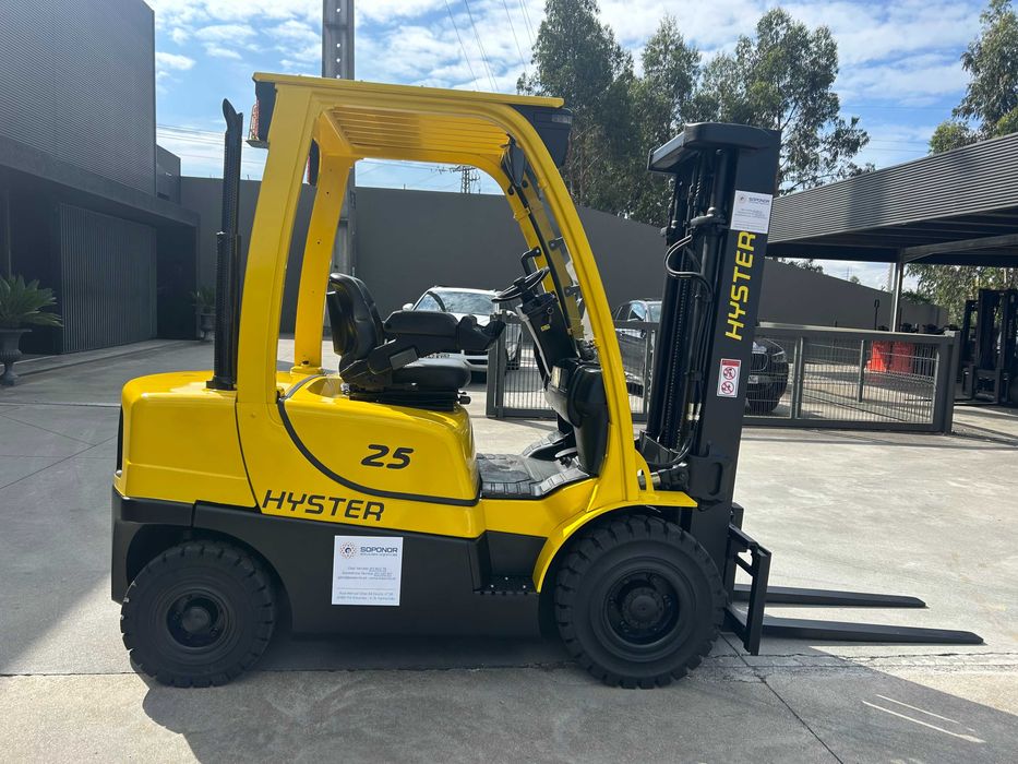 Empilhador Hyster Diesel 2500 Kgs