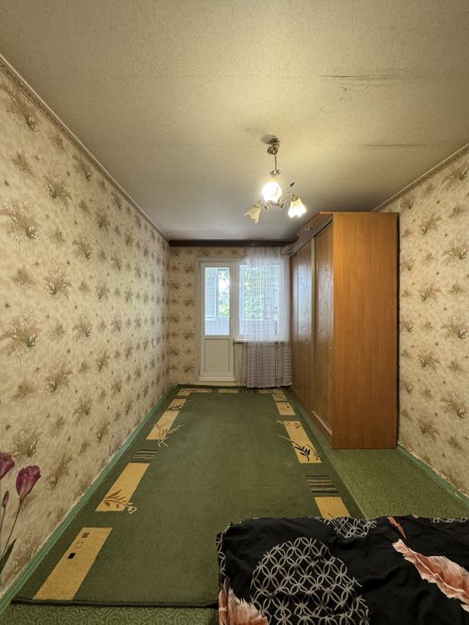 Продам 3к квартиру на Салтовке ,просп Юбилейный 32а