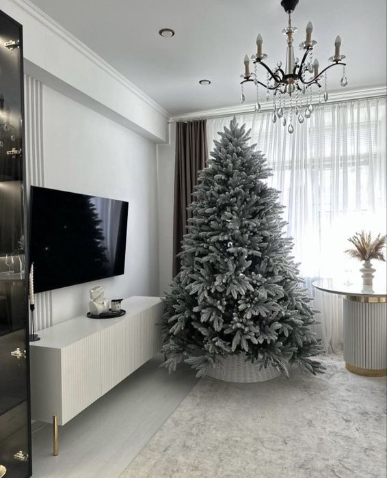 Штучні ялинки та сосни. Ялинка. Ель. Лита ялинка. Елка искусственная.