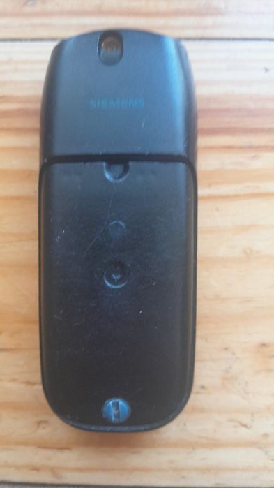 Telefon komórkowy Siemens M35i.