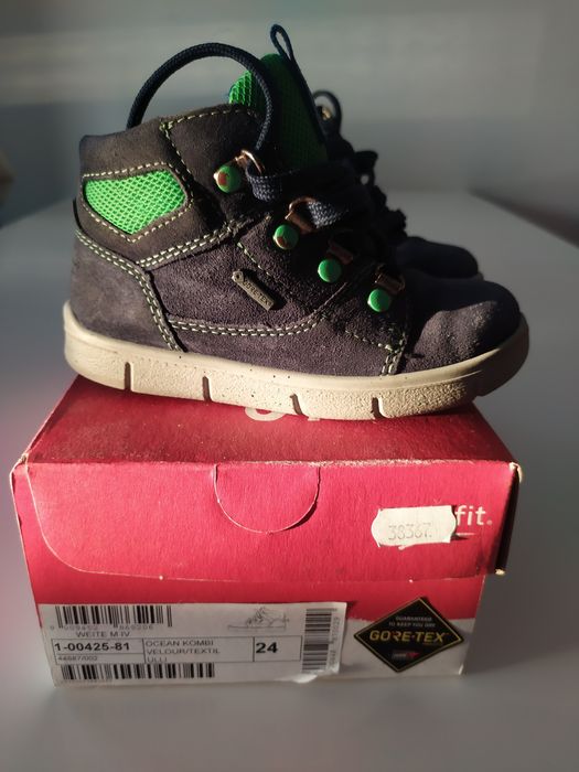 Buty Superfit roz 24