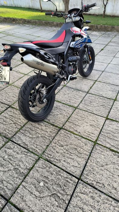 Aprilia SX 125 - 07/2024 | 5.500km | Garantia Fábrica até 07/2027 | Co