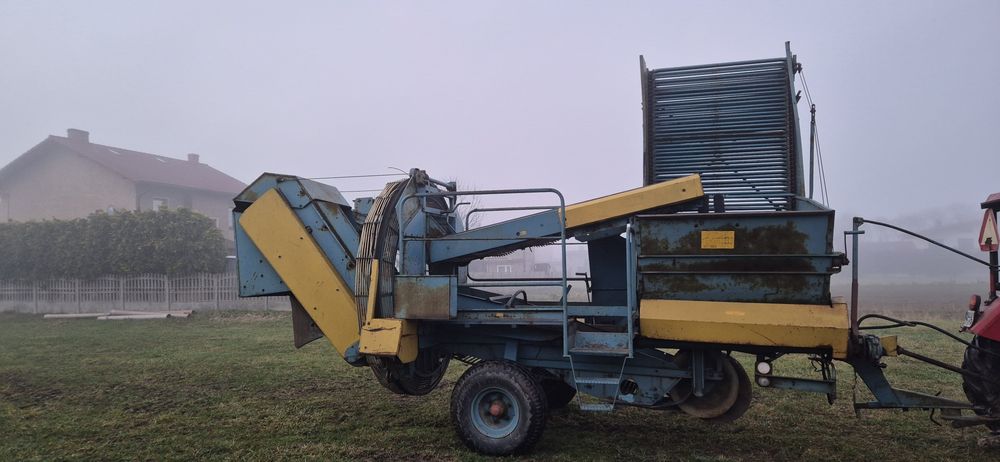 Kombajn do ziemniaków Anna Z644/1