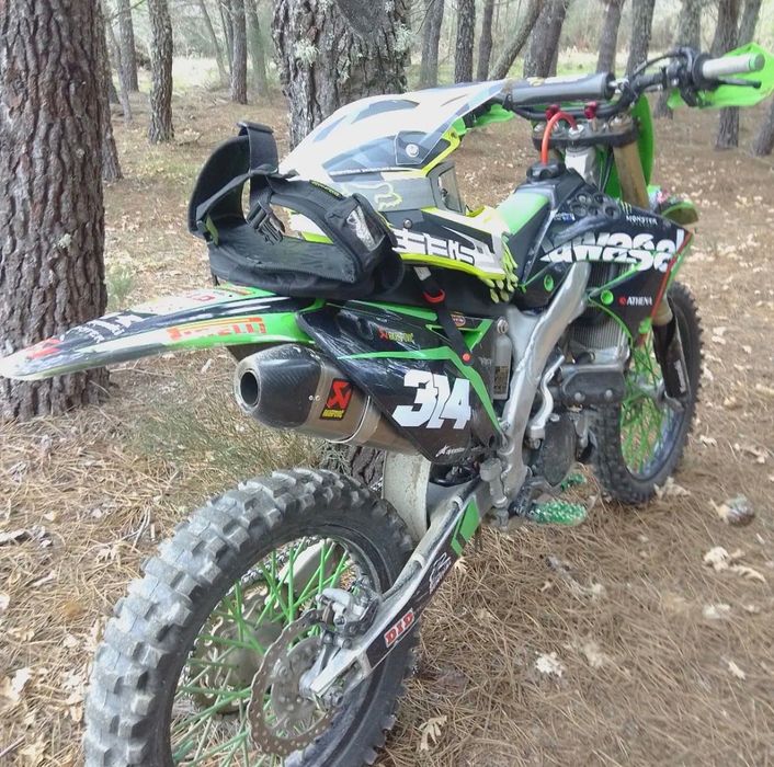 Kawasaki kx250f matrículada