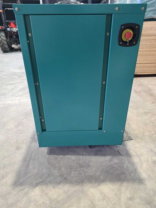 Gerador Industrial Cummins C22D5Q - 1500Rpm -  Prime 20KVA - Standby 22KVA - Novo Com garantia