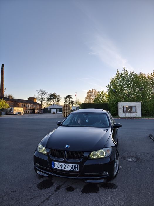 BMW E90 325i 218km