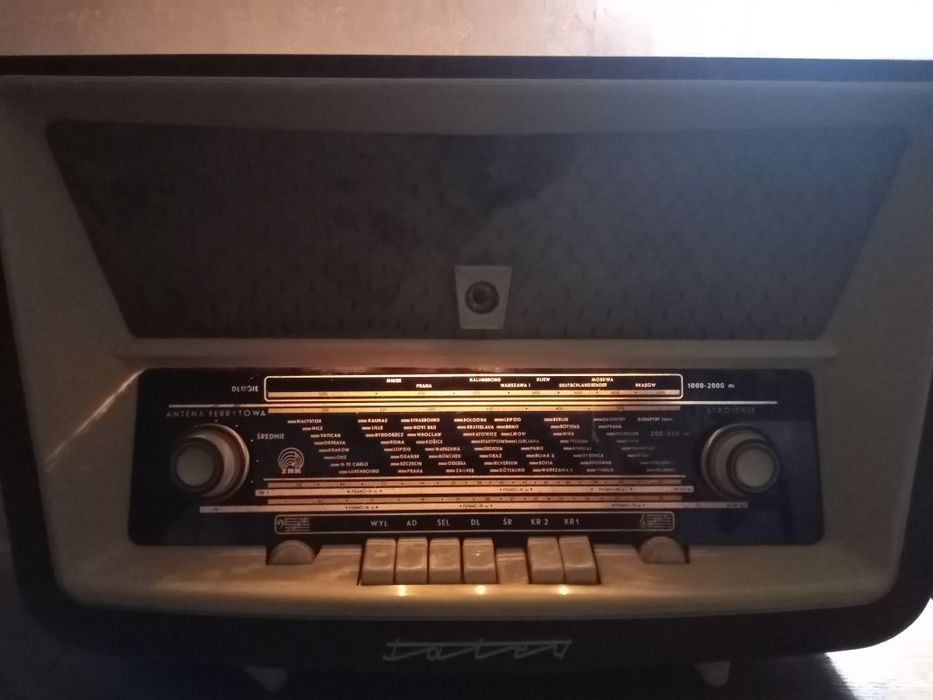 Zabytkowe radio TATRY