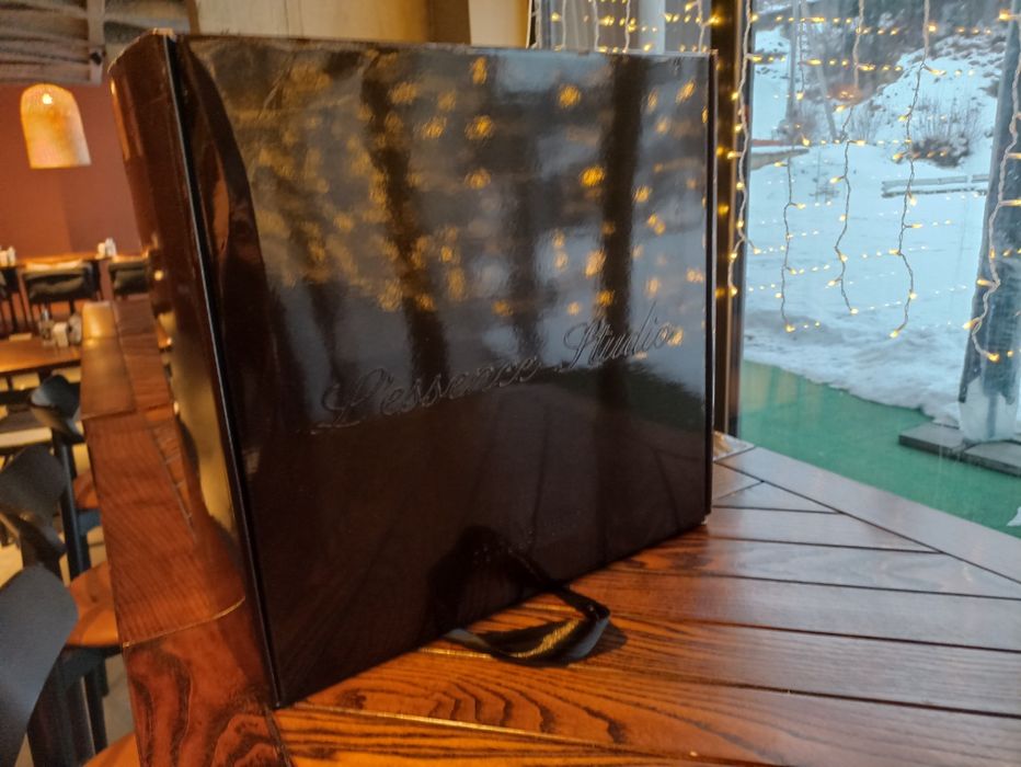 Продам новый костюм L’essence Studio (худи + джогеры)