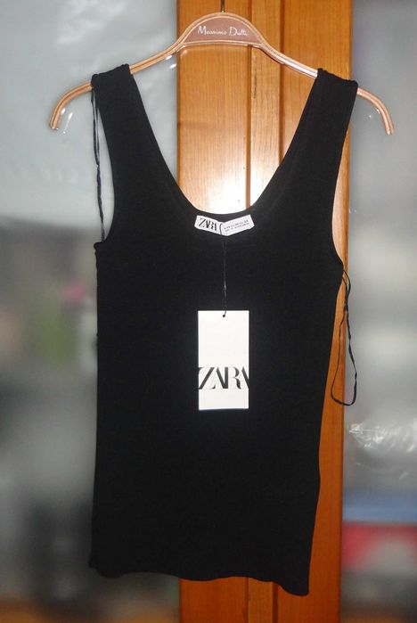 Top/ Blusa preto Zara