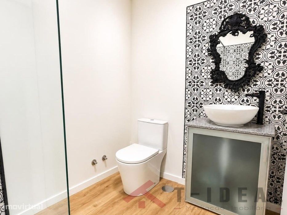 Moradia T3 Remodelada + T1 Independente no concelho da Lourinhã