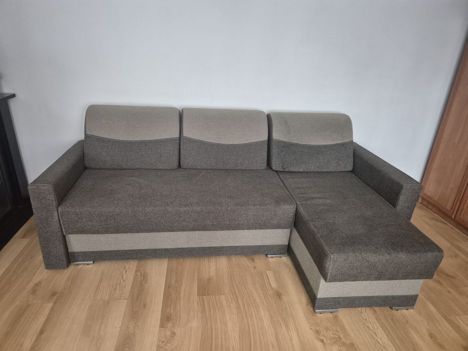 Piękny naroznik rozkladany