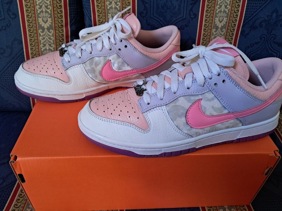 Nike Dunk Low Rosa como novas
