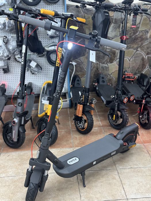 Електросамокат Xiaomi Electric Scooter 5 Max