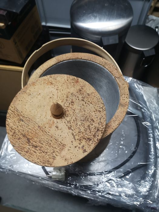 Frape em cortiça com asa