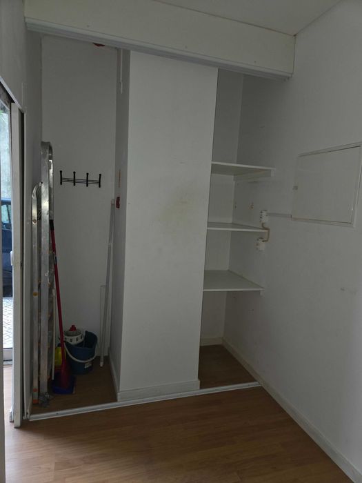 Loja em Algés com Garagem