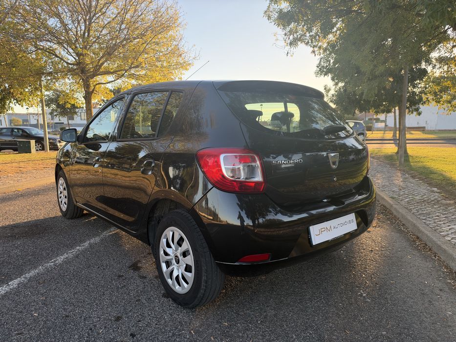 Dacia Sandero 1.2i (16v) - Bi-Fuel - 18 Meses de Garantia