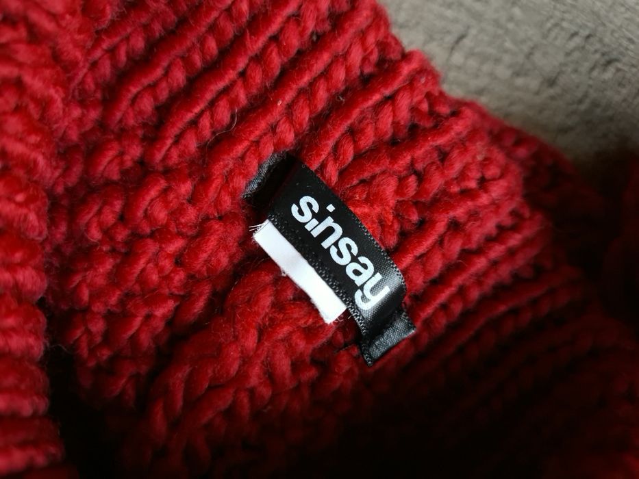 Czapka zimowa marki Sinsay