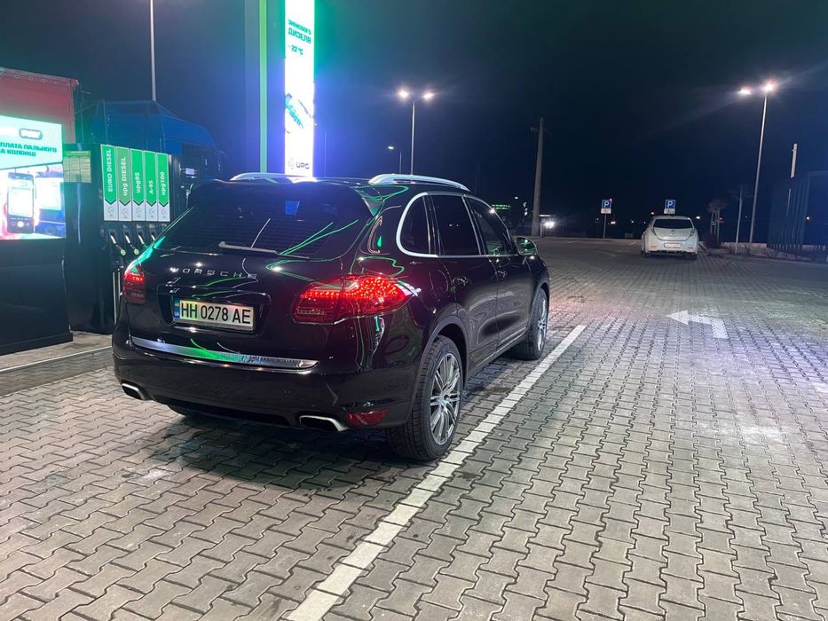 Продам Porsche Cayenne