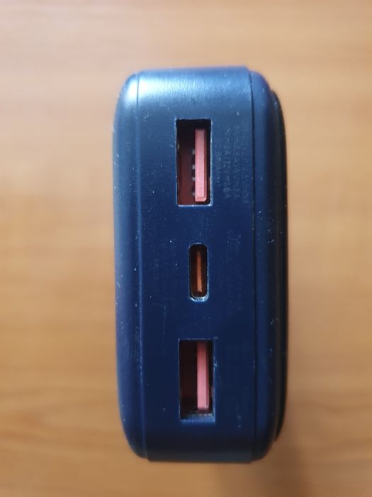 Павербанк Remax 20w 20000mAh не працює