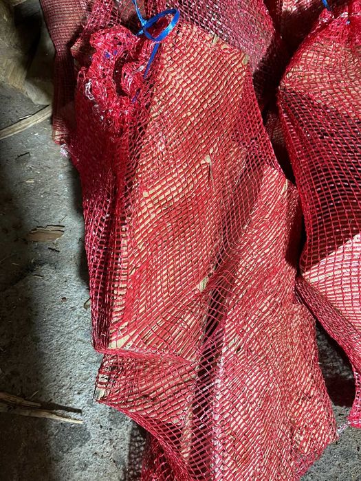 Lenha de Carvalho Seca em Sacos | 10 kg