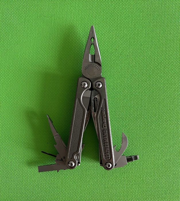 Мультитул Leatherman Charge TTI Damascus Blades