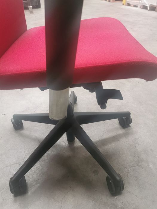 Fotel bejot czerwony