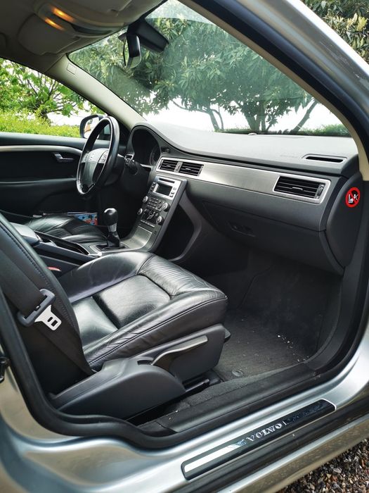 Volvo V70 2.0 2008 — photo 4