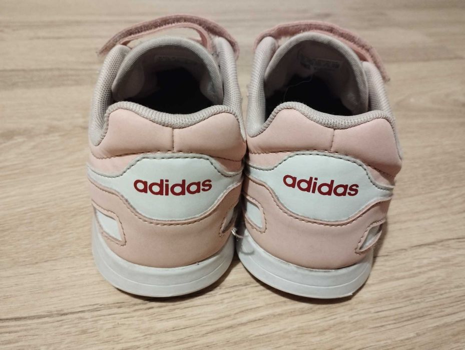 Adidasy dla dziewczynki