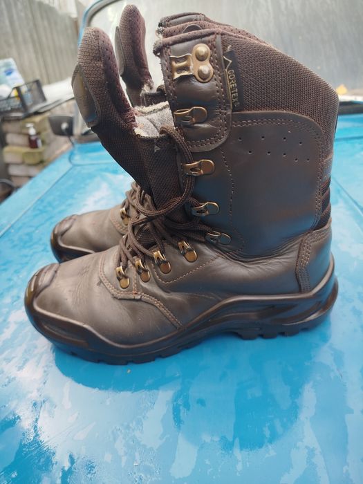 Продам вживані берці ( ботинки)