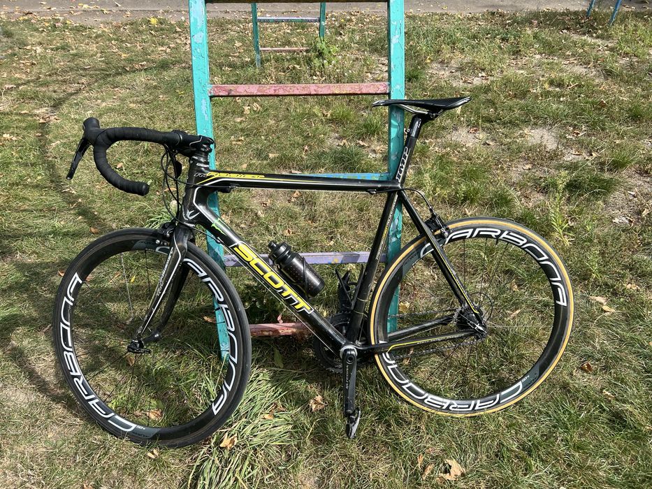 Шоссейный велосипед Scott