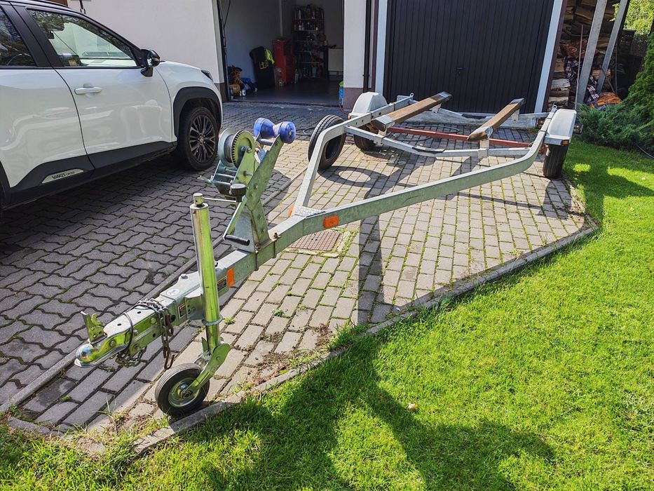 EZ Loader  lekka przyczepa na łódź lub skuter