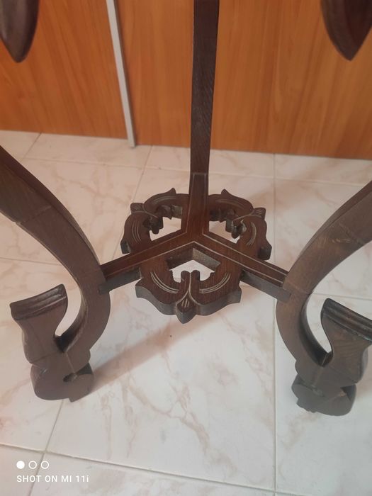 Mesa de apoio/candeeiro